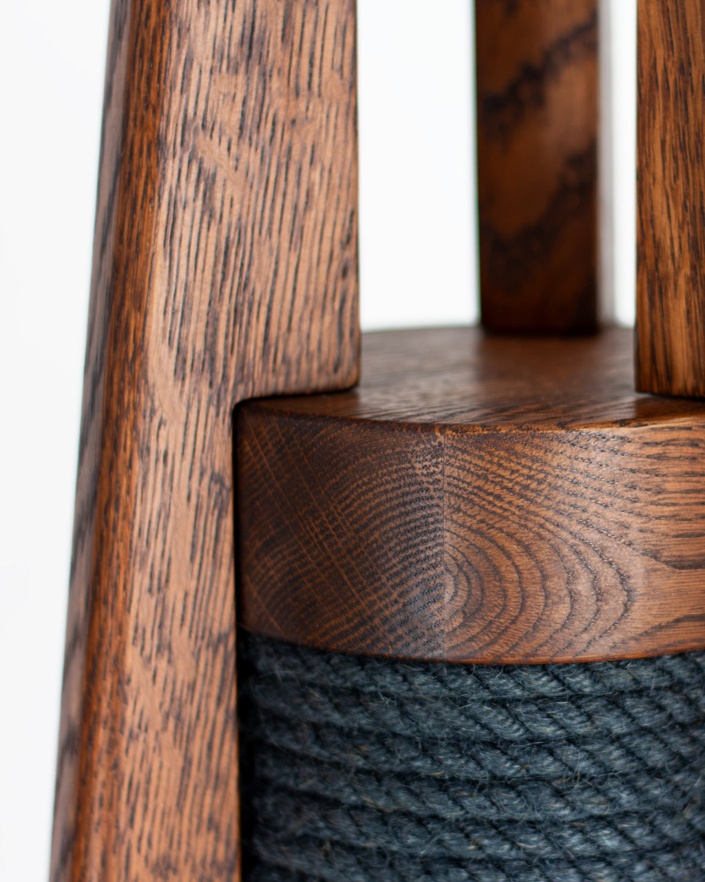 TOPP Scratching Post
